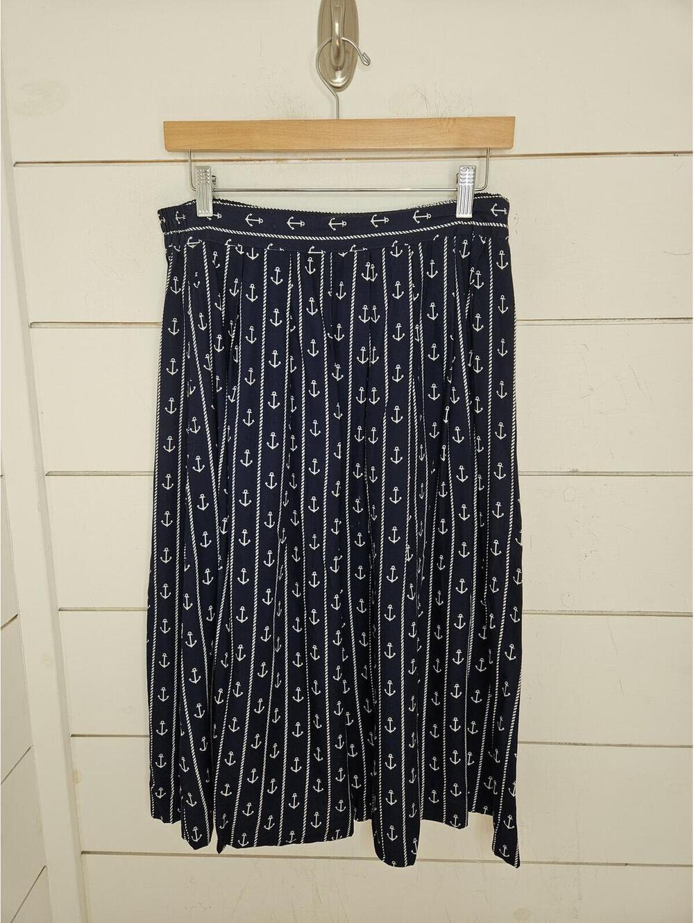 Vintage Bechamel size 12 navy blue with white anchors pleated midi skirt